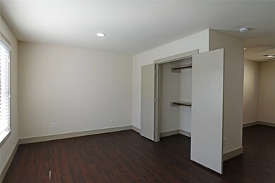 2100 Woodhead St unit 306, Houston, TX 77019 - photo 4