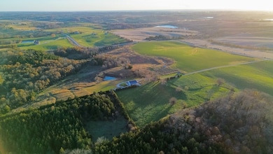 18756 Lakeview Rd, Leon, IA 50144 - photo 3