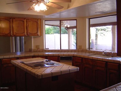 KITCHEN WITH ISLAND