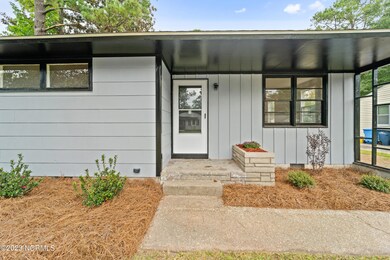 530 Oak Ln, Jacksonville, NC 28540 - photo 3