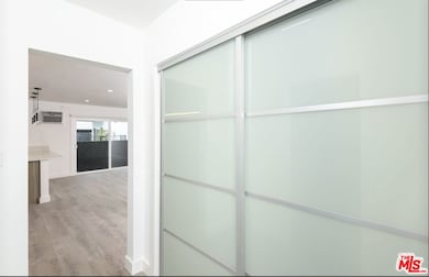 1261 N Laurel Ave, West Hollywood, CA 90046 - photo 7