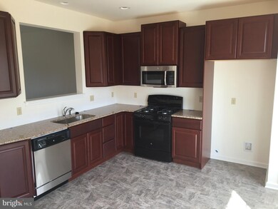 5356 Spring Ridge Dr E, Macungie, PA 18062 - photo 2