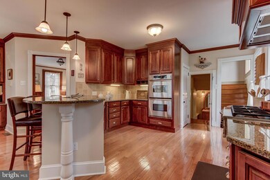 415 N Wayne Ave, Wayne, PA 19087 - photo 4