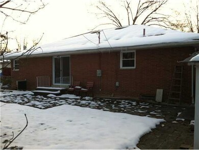 4458 Okell Rd, Columbus, OH 43224 - photo 3