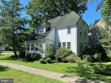 101 W Oak Ave, Moorestown, NJ 08057 - photo 2