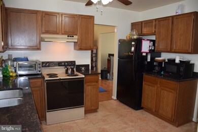 12220 Kings Arrow St, Bowie, MD 20721 - photo 7