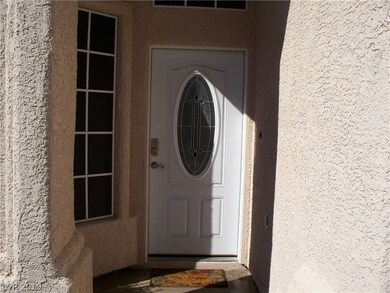 KEYLESS ENTRY MAKES THIS HOME A GREAT CHOICE FOR T