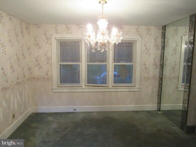 205 Pershing Ave, Darby, PA 19023 - photo 6