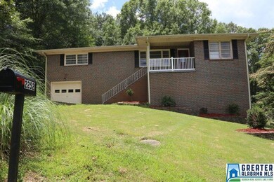 2252 4th Place Cir NE, Center Point, AL 35215 - photo 4