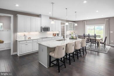 3807 Tudor Rose Ct, Upper Marlboro, MD 20772 - photo 4