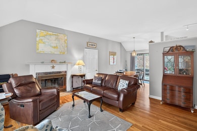 33 Duck Marsh Ln, Chatham, MA 02633 - photo 5