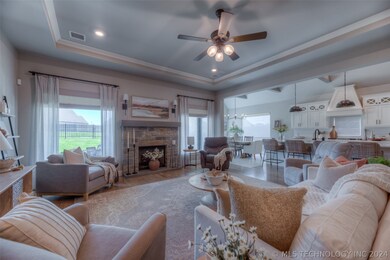 Open living and windows and so much natural light!