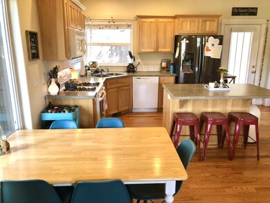 20642 Foxborough Ln, Bend, OR 97702 - photo 4