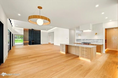 Dining to living open space