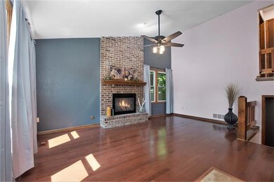 9914 W 49th Place, Shawnee, KS 66203 - photo 5