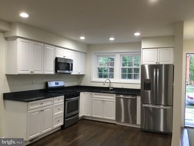 626 Maury Ave, Oxon Hill, MD 20745 - photo 7