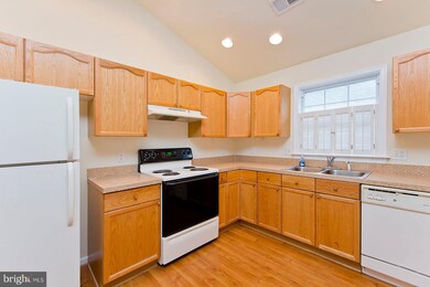 934 Barksdale Ln, Winchester, VA 22601 - photo 7