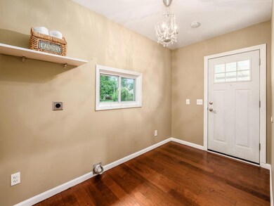 Mudroom/Laundry