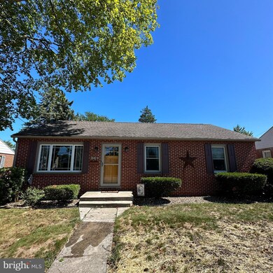 661 Guilford Ave, Chambersburg, PA 17201 - photo 2