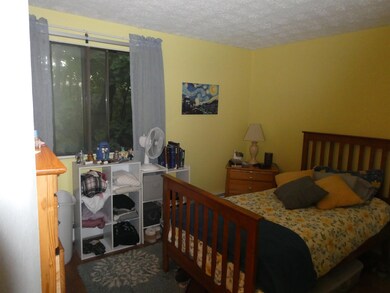 545 Calef Rd unit 18, Manchester, NH 03103 - photo 7