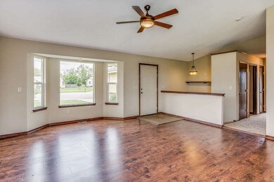 Bay Window - Vaulted Ceiling