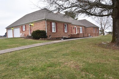 935 Talmage Mayo Rd, Harrodsburg, KY 40330 - photo 4