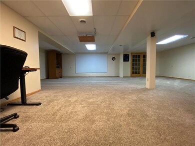 502 S Silver Top Ln, Raymore, MO 64083 - photo 3