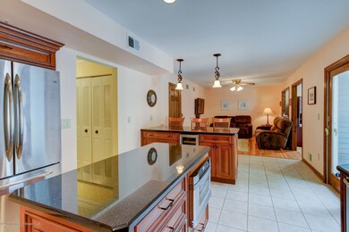 10 Elm Pl Matawan NJ 07747 USA-large-020