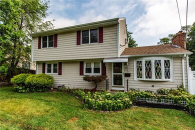 125 Farnum Pike, Smithfield, RI 02917 - photo 4
