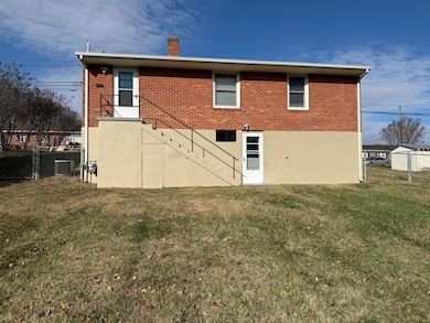 5202 Morwanda St NW, Roanoke, VA 24017 - photo 2