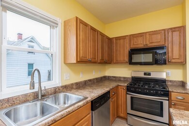 532 17th Ave, Moline, IL 61265 - photo 7