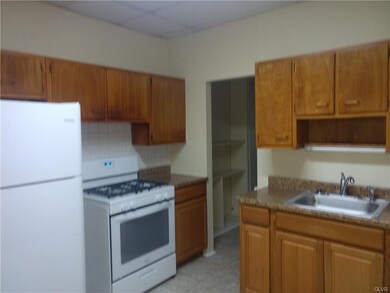 718 Linden St unit 1, Bethlehem, PA 18018 - photo 6