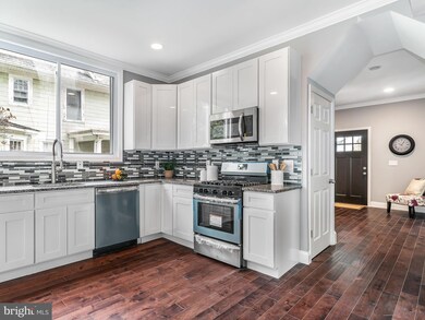 3708 Chatham Rd, Baltimore, MD 21215 - photo 7