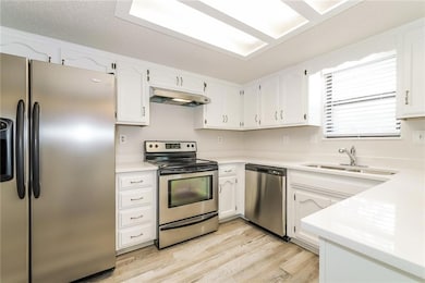 10439 N Cherry Dr, Kansas City, MO 64155 - photo 5