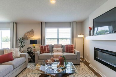 2806 50th St, Des Moines, IA 50310 - photo 3