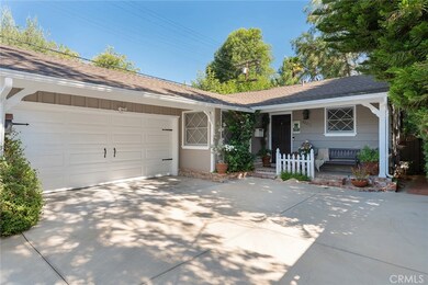 22217 Ybarra Rd, Woodland Hills, CA 91364 - photo 7
