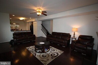 25070 White Sands Dr, Chantilly, VA 20152 - photo 7