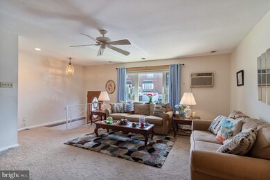 3825 Salina Rd, Philadelphia, PA 19154 - photo 2