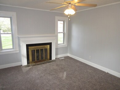 204 S Shore Dr, Jacksonville, NC 28540 - photo 5