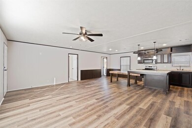 113 Private Road 4751, Boyd, TX 76023 - photo 5