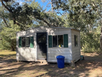 341 Cr 355, Elmaton, TX 77440 - photo 5