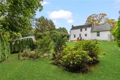 25 Parkway Dr, Warwick, RI 02886 - photo 4