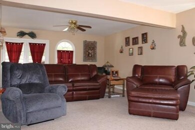 1429 Claridge Ave, Halethorpe, MD 21227 - photo 6