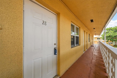 2607 NE 8th Ave unit 28, Wilton Manors, FL 33334 - photo 6