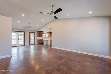 3807 E Garnet Ave, Mesa, AZ 85206 - photo 7