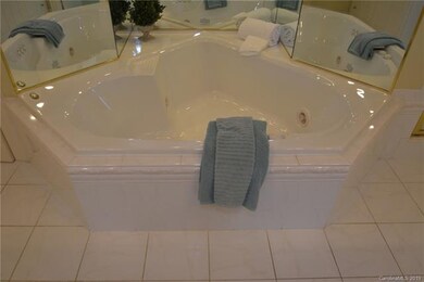 725 Maplewood Ln, Statesville, NC 28625 - photo 7