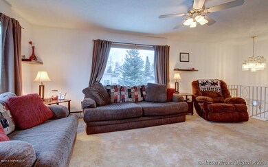 1519 Ermine St, Anchorage, AK 99504 - photo 2