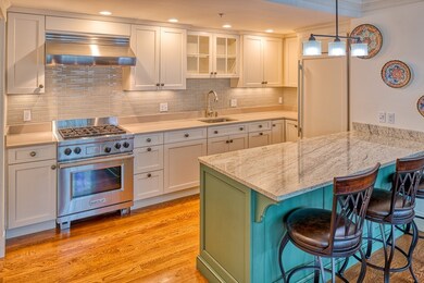 245 Humphrey St unit 104, Swampscott, MA 01907 - photo 6