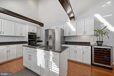 8524 Paddockview Dr, Gaithersburg, MD 20882 - photo 7