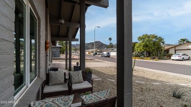 front porch/walk to hiking